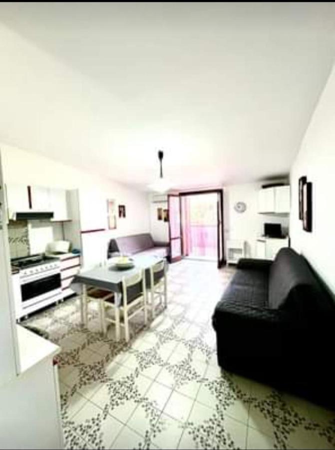 Casa Vacanze I Gabbiani Giardini Naxos Schiso Екстериор снимка